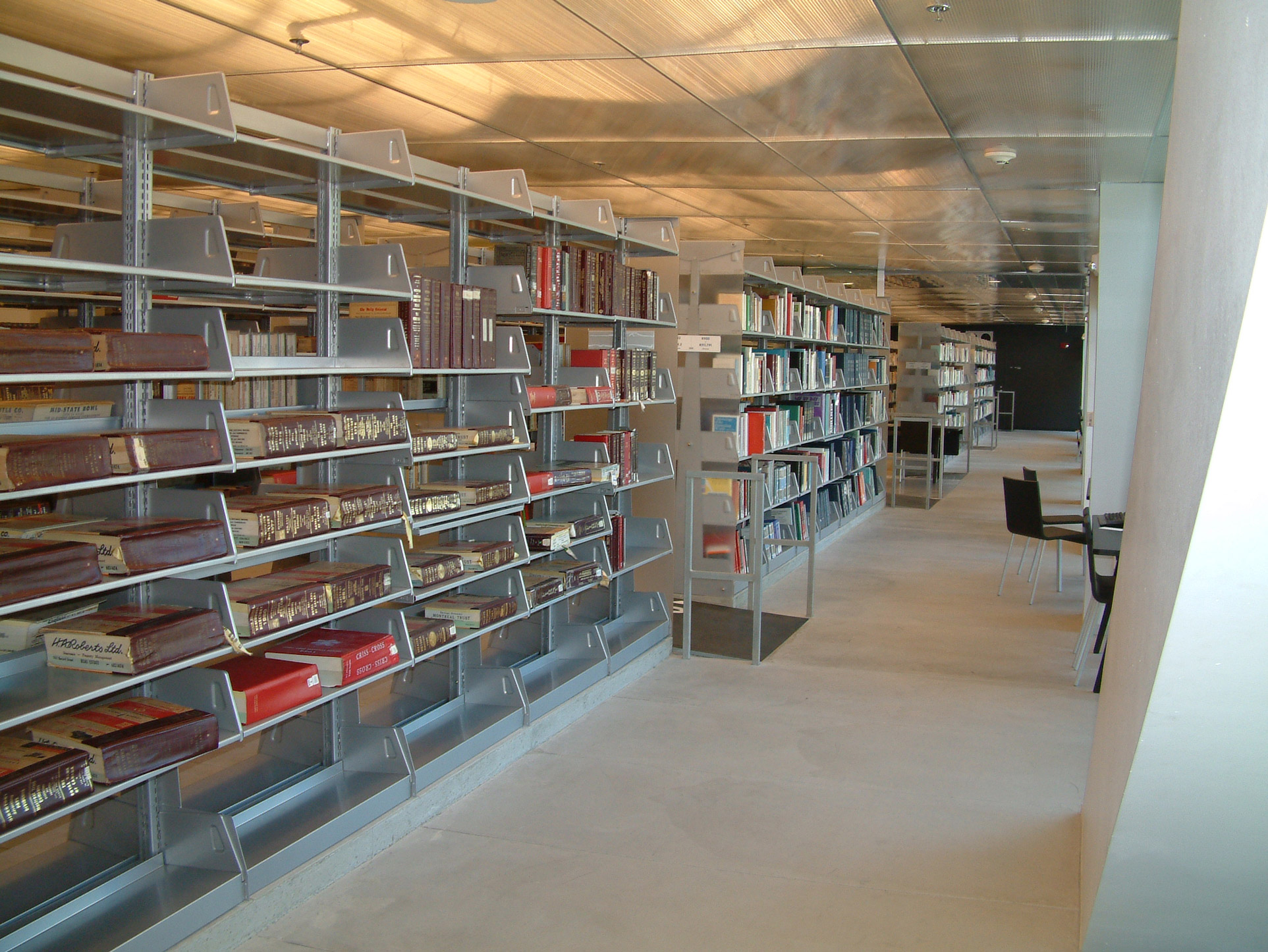 Cantilever Library shelving