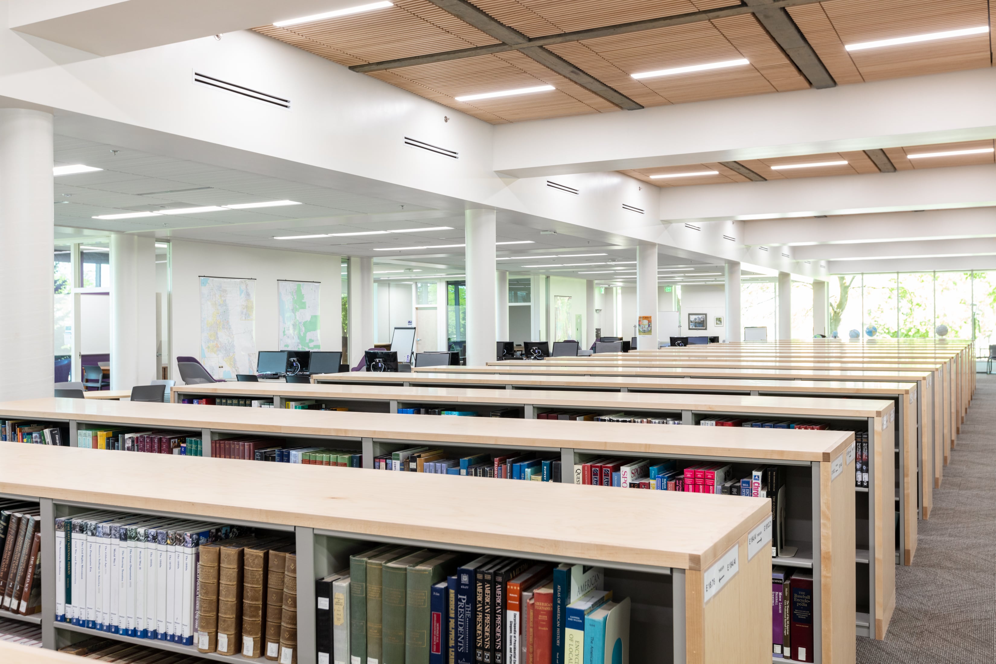 Cantilever_Library_Static_Shelving_Weber_State-min