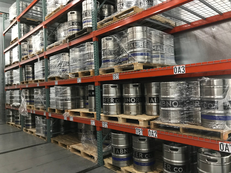 Cold Storage Warehouse Abnormal Beer Pallet Shelving
