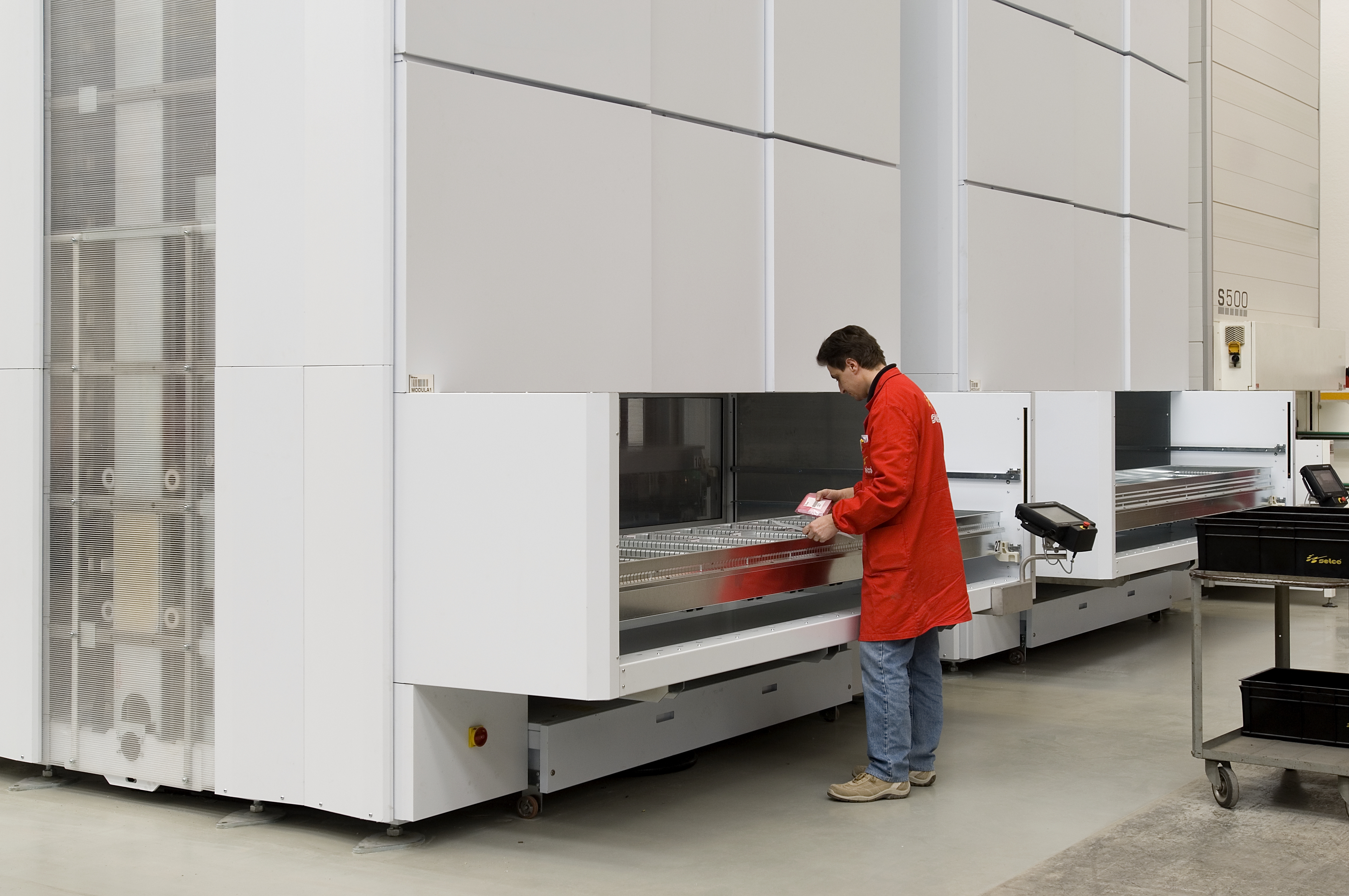 Vertical Lift Module