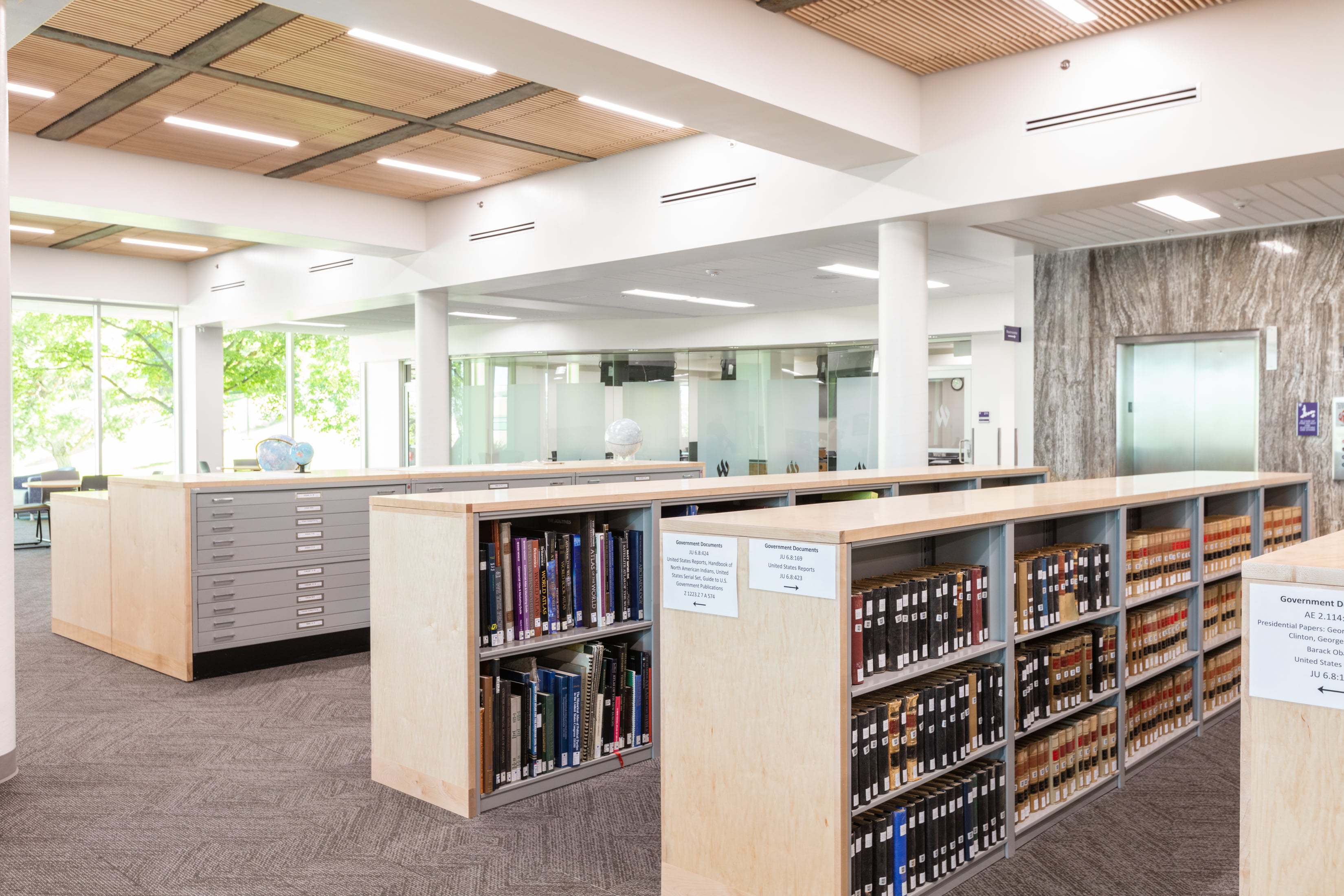 Weber_State_University_Cantilever_Library_Shelving-min