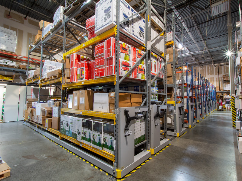 pallet racking on rails